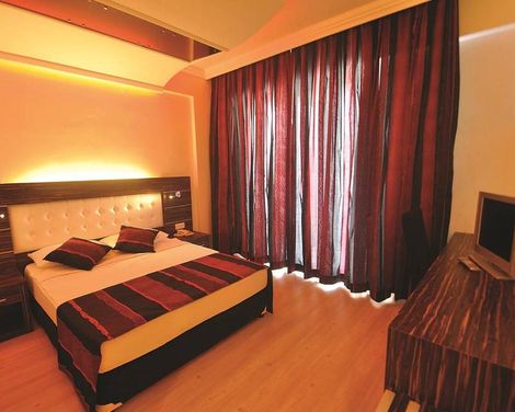 Sunny Hill Alya Hotel