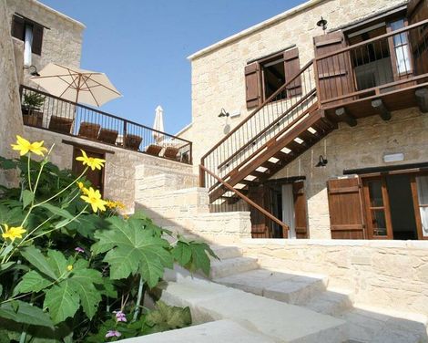 Leonidas Village Houses