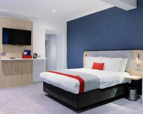 Holiday Inn Express Victoria