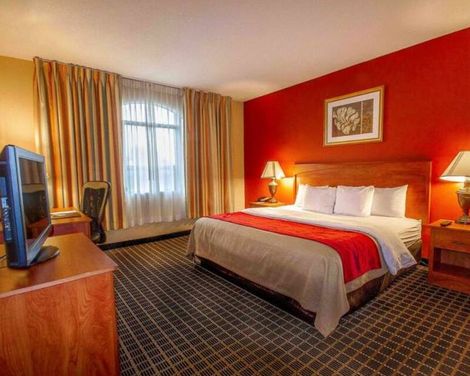 Clarion Inn & Suites Miami Airport-1