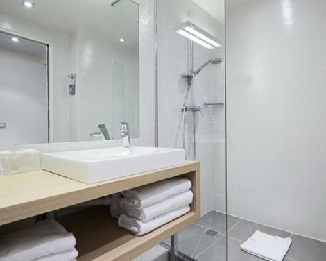 Hotel Kyriad Paris 18 - Porte de Clignancourt - Montmartre-2