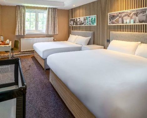 Airport Inn Manchester Hotel & Spa-1