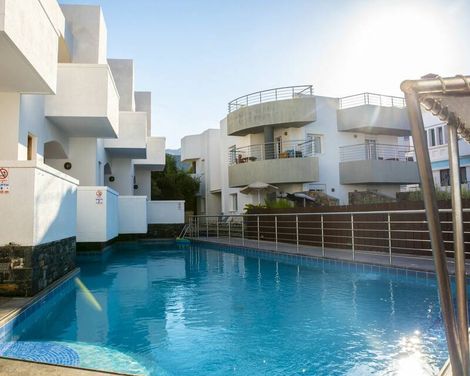 Alikes Suites & Studios