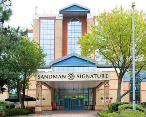 Sandman Signature London Gatwick Hotel