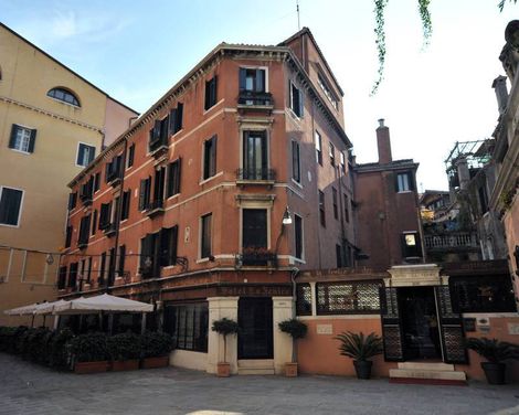 La Fenice et des Artistes-1