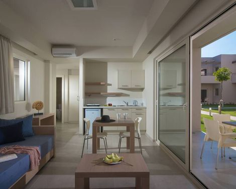 Ourania Apartments Hotel