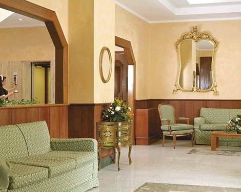 American Hotel