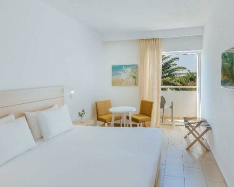 Nissi Park Hotel