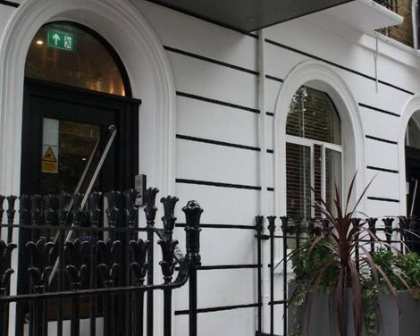 Howard Winchester Hotel