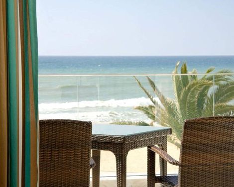 Dom José Beach Hotel