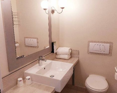 Campanile Val de France-0