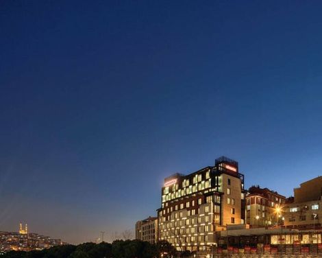 Mövenpick Istanbul Golden Horn-1