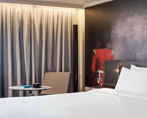 Novotel London Tower Bridge-0