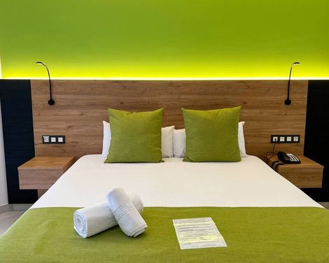 Hotel MG Poniente