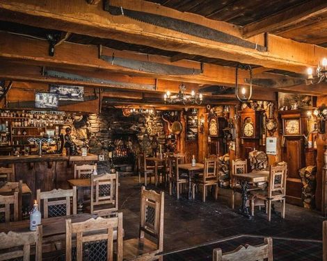 Oak Tree Inn