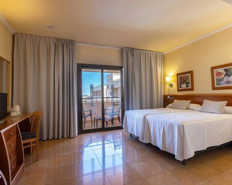 Invisa Hotel La Cala