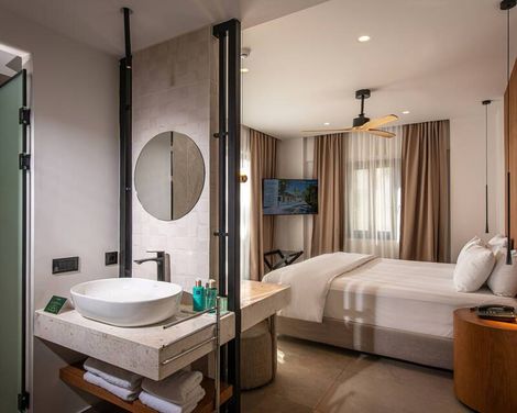 Noble Hotel Suites