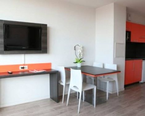 Adonis Paris Sud-1