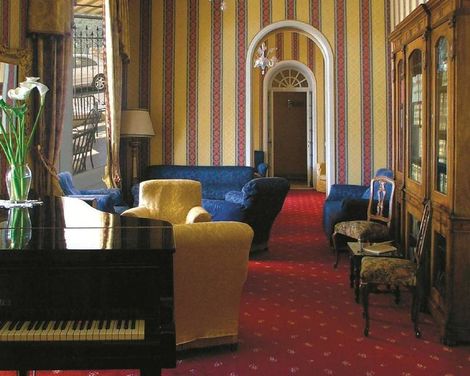 Excelsior Palace Hotel