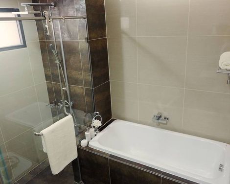 Qube Suites Sukhumvit-1