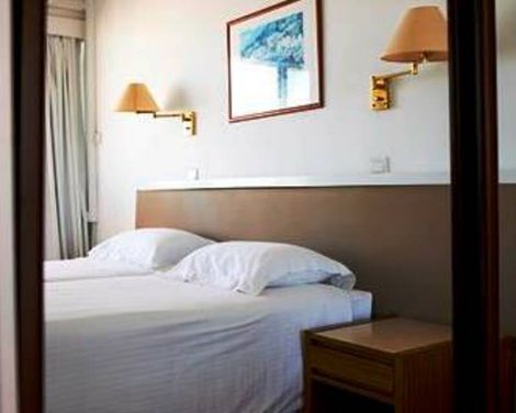 Sun Hall Beach Hotel Apts