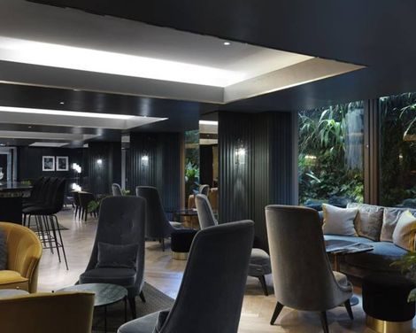 Athenaeum Hotel & Residences-3