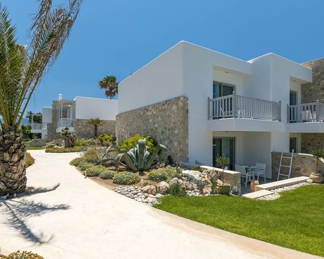 White Pearls Luxury Suites