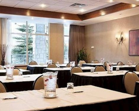 Summit Lodge Boutique Hotel