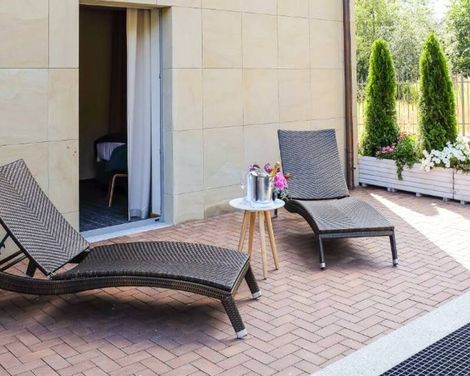Quadrille Hotel & Spa-0