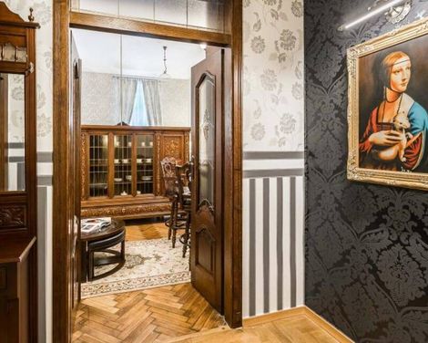 Exclusive Royal Apartments
