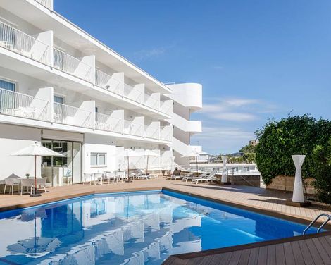 Tora Hotel inkl. Mietwagen