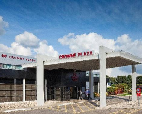 Crowne Plaza Manchester Airport