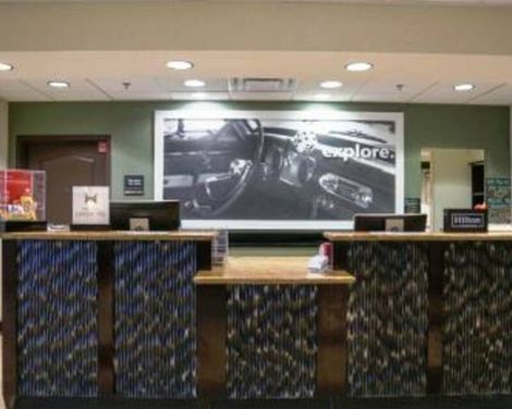 Hampton Inn & Suites Las Vegas Airport-3