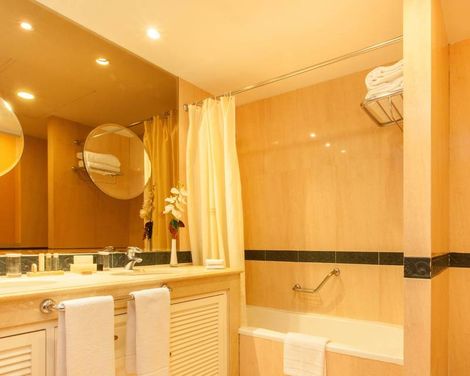Guadalpin Suites-1