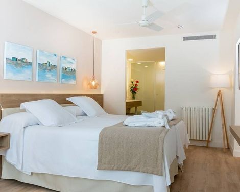 Valentin Somni Hotel & Suites