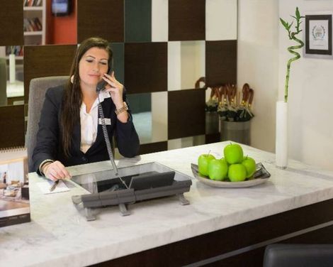 Escala Hotel & Suites