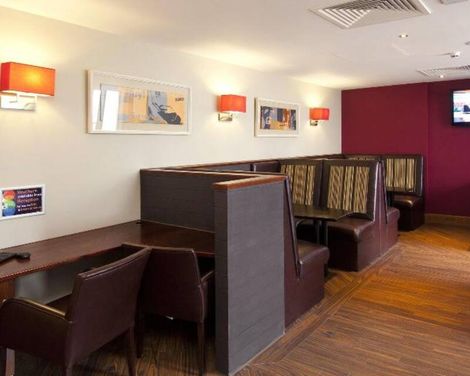 Premier Inn London Heathrow Airport Terminal 5