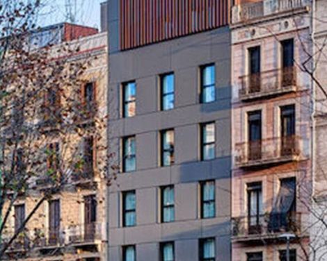 Yurbban Trafalgar Hotel