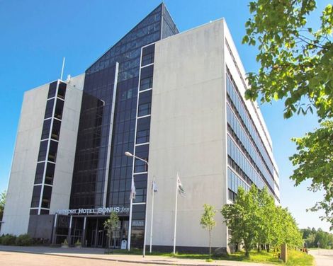 Skyline Airport Hotel