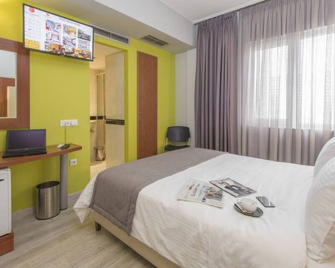 Polis Grand