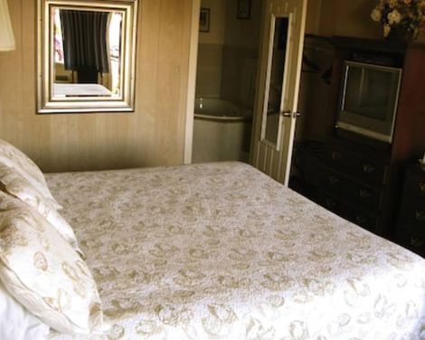 The Freeport Inn And Marina-1