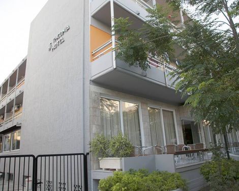 Hotel Theonia