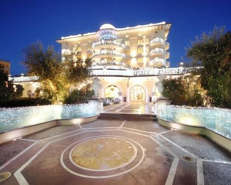 Palace Hotel