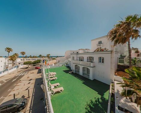 Corona Mar - Select Adults (+16)