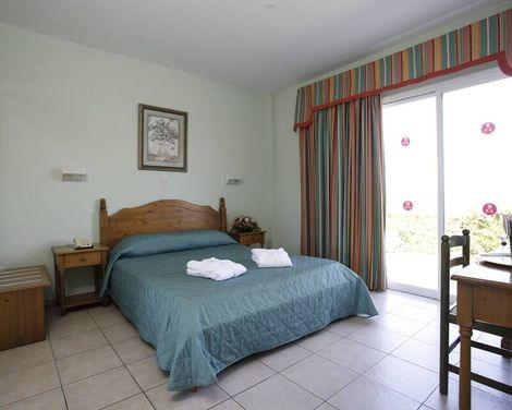 Akamanthea Holiday Village-0