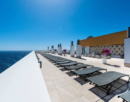 Atlantic Holiday Hotel