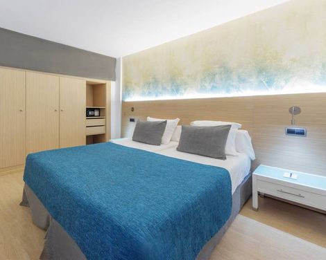 Aparthotel Fontanellas Playa