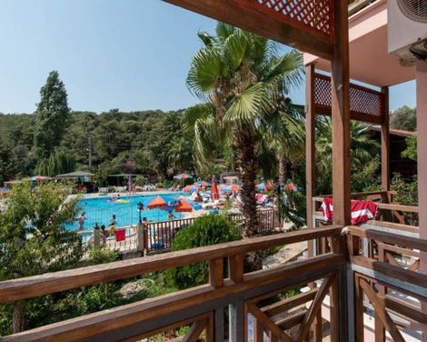 Pink Palace Hotel-3