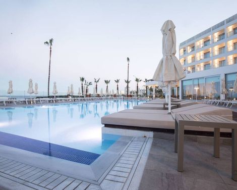 Evalena Beach Hotel