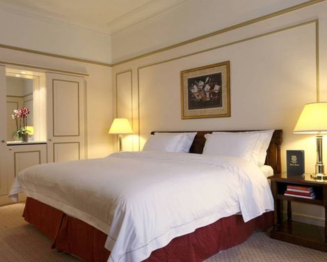 Hotel Le Plaza-0
